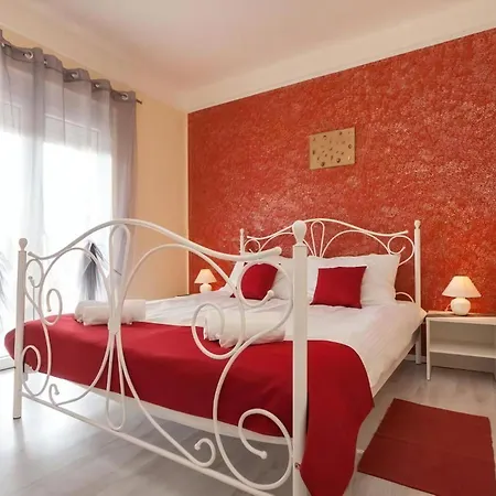 Hébergement de vacances In Mit Grosser Terrasse Rovinj
