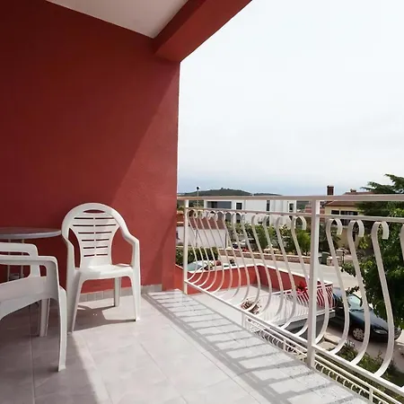 Hébergement de vacances In Mit Grosser Terrasse Rovinj