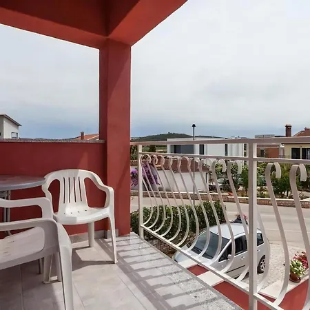 Holiday home In Mit Grosser Terrasse