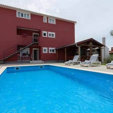 Holiday home In Mit Grosser Terrasse
